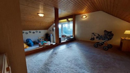 Eisenberg (Pfalz) Immobilie kostenlos inserieren ObjNr:19642 - Großzügiges EFH sowie Mehrgenerationen mit großem Garten, sehr ruhig gelegen, in Eisenberg-STEINBORN Haus