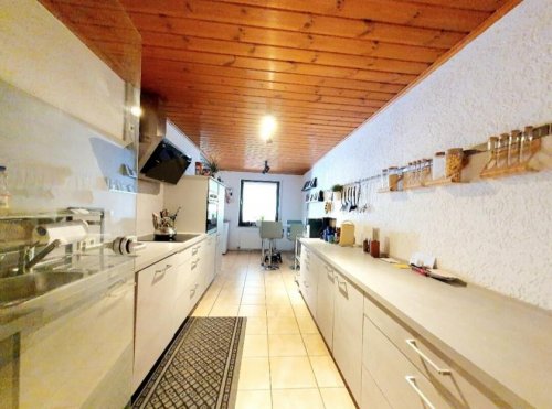 Freisbach Wohnungen Großzügige 4 Zimmer Souterrainwohnung mit Terrasse in Freisbach /Pfalz Wohnung kaufen