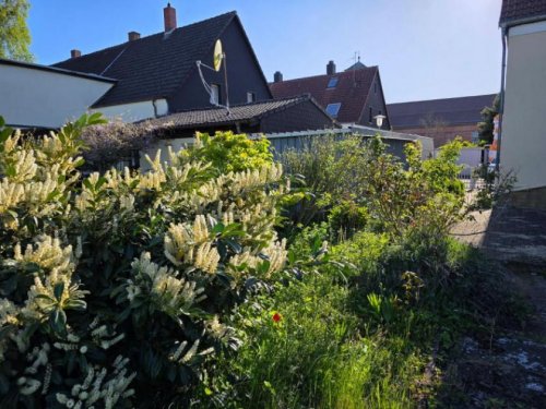 Kaiserslautern Immobilienportal ObjNr:19753 - Solide Doppelhaushälfte mit großem Garten; Hof mit Einfahrt und kleinem Nebengebäude Haus kaufen