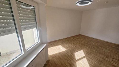 Mannheim Terrassenwohnung ObjNr:19813 - Schöne 2-Zi. ETW mit Balkon, komplett renoviert, in MA-Vogelstang Wohnung kaufen