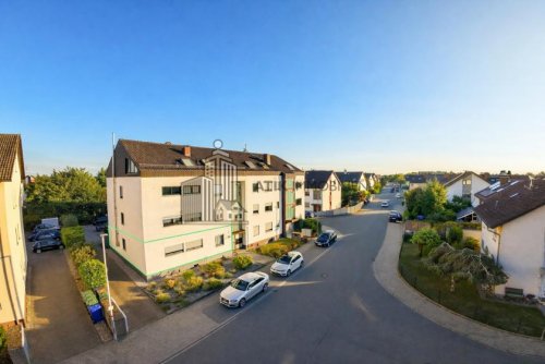 Ketsch 4-Zimmer Wohnung ATIK: Charmante 4-Zimmer-Erdgeschosswohnung mit sonnigem Südbalkon Wohnung kaufen