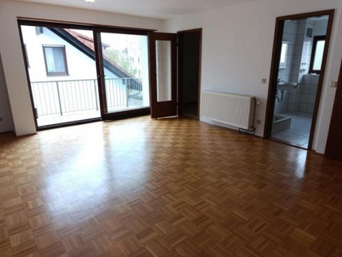 Leimen (Rhein-Neckar-Kreis) ObjNr:19777 - Sehr helles, leer stehendes 3-Fam. Haus (DHH) in guter Lage von Leimen; Haus kaufen