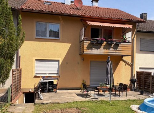 Waiblingen Inserate von Häusern ** Reihenmittelhaus mit Garten in Waiblingen ** Haus kaufen