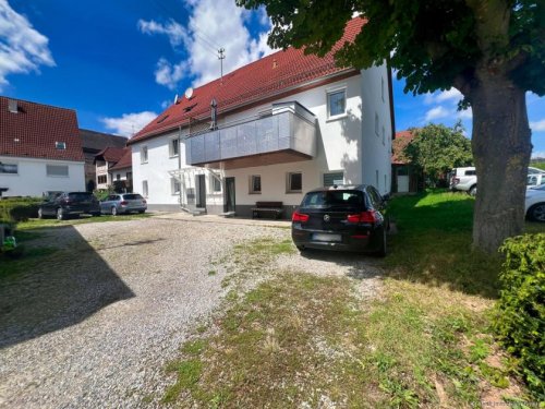 Rottenburg am Neckar Immobilien Großes Mehrfamilienhaus mit genehmigter Ausbau-Reserve, 5,8 % Rendite Haus kaufen