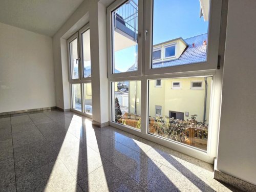 Mössingen Terrassenwohnung Moderne 3,5-Zi.-Wohnung (BJ 2009) mit Fußbodenheizung & Balkon Wohnung kaufen