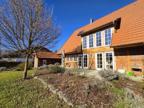 Hechingen Teure Häuser Modernes Eichenfachwerkhaus von 2011: Handwerkliche Qualität trifft energieeffiziente Architektur Haus kaufen
