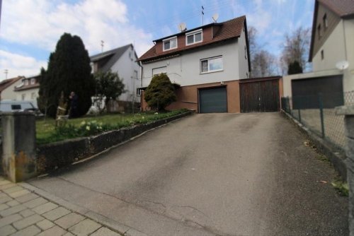Winterlingen Haus Familienfreundliches Einfamilienhaus in ruhiger Lage mit Garten und Garage Haus kaufen