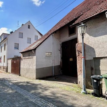 Bretten Immobilienportal Dreifamilienhaus mit Doppelgarage u. Scheune für Anpacker oder Investoren Haus kaufen
