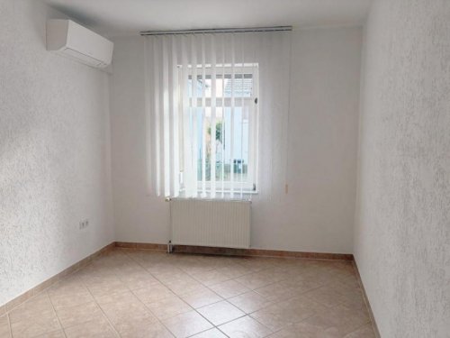 Karlsruhe 2-Familienhaus ObjNr:19810 - Schönes 1- Familienhaus mit Einliegerwohnung in Karlsruhe - Grünwinkel Haus kaufen