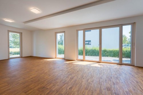 Steinmauern Neubau Wohnungen Barrierefreier Erstbezug: Neuwertige Wohnung mit zwei Terrassen, Einbauküche und Feldblick Wohnung kaufen