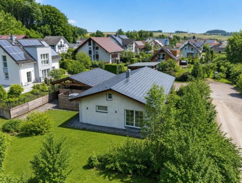 Immendingen Häuser von Privat Design Bungalow mit Carport an ruhiger Waldrandlage
- PROVISIONSFREI - Haus kaufen