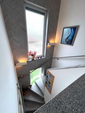 Büsingen am Hochrhein Hausangebote **1A ausgestattetes EFH von 2021 mit Aufzug, Vollkeller, Garage, Carport...** Haus kaufen