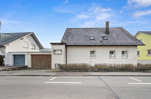 Mühlheim an der Donau Hausangebote PROVISIONSFREI- Platz für Ideen & Familie – Haus mit 2 Wohnungen und großem Garten Haus kaufen