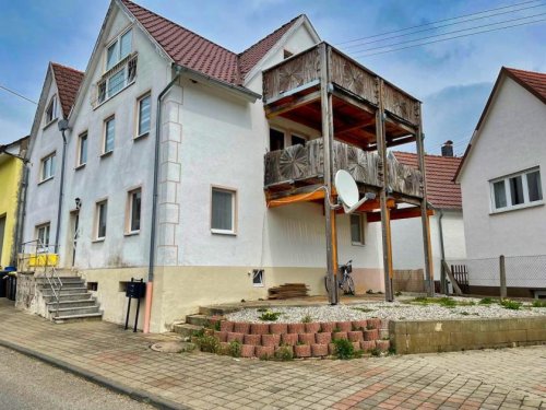 Seitingen-Oberflacht Immobilienportal 3 Familienhaus, Parkplätze, Terrasse, Balkone Haus kaufen