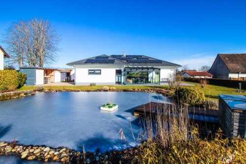 Eschbronn Haus Exklusiver Bungalow mit Schwimmteich, Besichtigung lohnt sich Haus kaufen