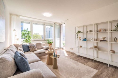 Freiburg im Breisgau Etagenwohnung FREIBURG-WEINGARTEN - GROSSZÜGIGE 3-ZIMMER-WOHNUNG MIT FERNBLICK & GARAGE Wohnung kaufen