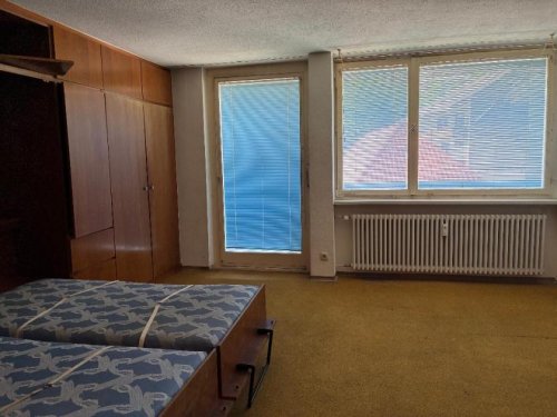 St. Blasien Immobilie kostenlos inserieren 1-Zimmer-Appartement mit Südwest-Balkon – renovierungsbedürftige Gelegenheit mit individuellem Gestaltungspotenzial Wohnung
