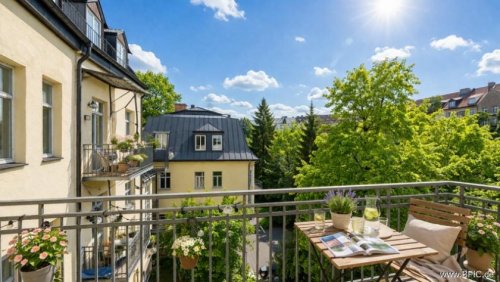 München Immo Bezugsfreie gepflegte Altbauwohnung mit Balkon im Münchner Westend Wohnung kaufen