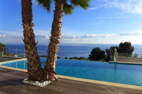 Les Issambres Immobilien Neubau-Luxusvilla mit atemberaubenden Meerblick Haus kaufen