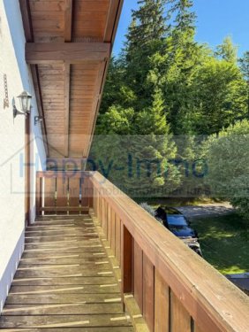Feldkirchen-Westerham Wohnungen bezugsfreie Dachgeschoßwohnung in Vagen / Garage / Kaminofen Wohnung kaufen