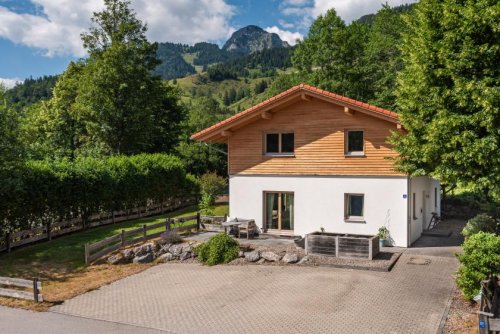 Bayrischzell Immobilien Modernes Landhaus mit Bergblick – Exklusives Einfamilienhaus in Bayrischzell Haus kaufen
