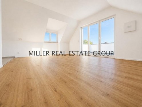 Ingolstadt 4-Zimmer Wohnung Exklusive Neubau-Dachgeschosswohnung in Ingolstadt-Unterhaunstadt - 116 m², 2 Einheiten, KfW 55, ideal für Eigennutzer &