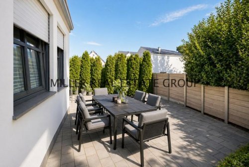 Ingolstadt 4-Zimmer Wohnung Exklusive Terrassenwohnung mit Garten & separatem Apartment in Ingolstadt - 48,86 m² Wohnbereich, Hauscharakter &