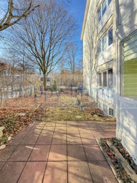 Poing Günstige Wohnungen bezugsfreie 2 Zimmerwhg mit Wintergarten, Garten, Hobbyraum, TG und Stellplatz Wohnung kaufen