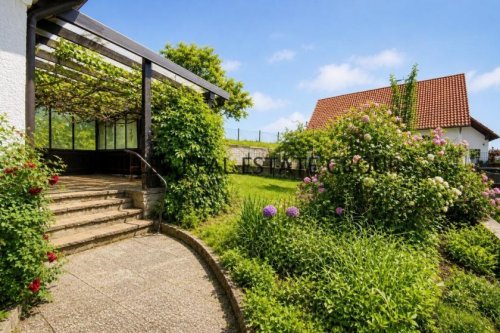 Rennertshofen Immobilien Wohnen & Arbeiten im Grünen: Einfamilienhaus mit Lagerhalle, Werkstatt und großem Grundstück! Haus kaufen