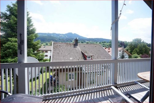 Nesselwang Wohnungen Highlight – sonnige Dachsuite mit Bergblick! 
OPEN-HOUSE, am 23. Mai, 13-15 Uhr Termin erforderlich! Wohnung kaufen