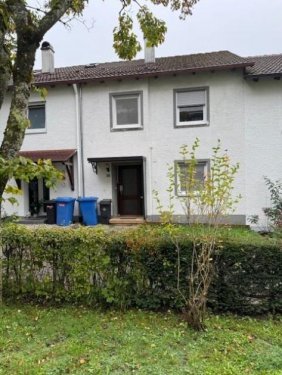 Kaufbeuren Günstiges Haus Reihenmittelhaus in ruhiger Lage von Kaufbeuren-Hirschzell Haus kaufen