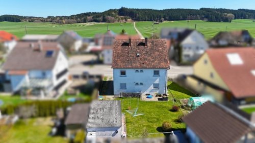 Aichstetten Teure Häuser Kapitalanlage oder Eigennutzung: Mehrparteienhaus mit zwei Wohnungen und großem Grundstück Haus kaufen