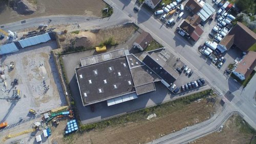 Straubing Gewerbe Immobilien Lagerhalle / Produktionshallem / Werkstatt in südlichen Teil von Straubing zu verkaufen Gewerbe kaufen