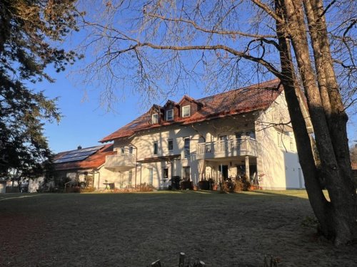 Aidenbach Immobilien gepflegte 4 Zimmerwohnung im DG mit Balkon in Aidenbach- B5 Wohnung kaufen