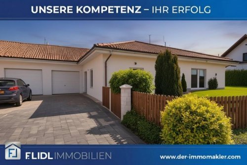 Aidenbach Immobilien gepflegter Bungalow mit Terrasse u. Garten Haus kaufen