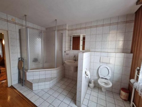 Floh-Seligenthal Immobilien 🏠 5-Zimmer-Reihenendhaus mit viel Wohnfläche auf kleinem Grundstück Haus kaufen