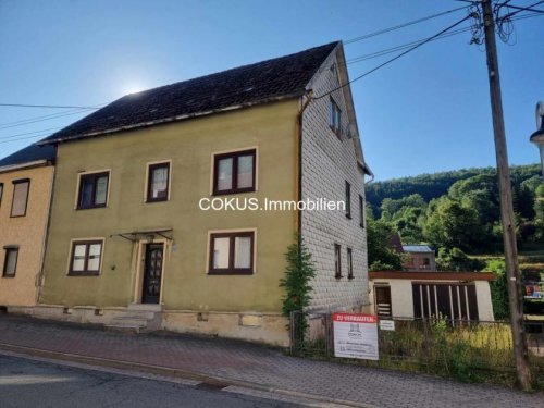Floh-Seligenthal Günstiges Haus 🏠 Bring Deine Ideen ins Spiel: Doppelhaushälfte mit Hof, Garten & Garage Haus kaufen