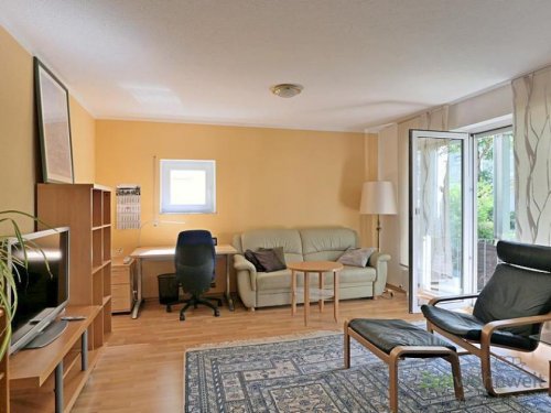 Dresden Günstige Wohnungen (EF0758_M) Dresden: Kleinpestitz/Mockritz, neu renovierte möblierte Wohnung mit Balkon, WLAN und eigener Waschmaschine Wohnung