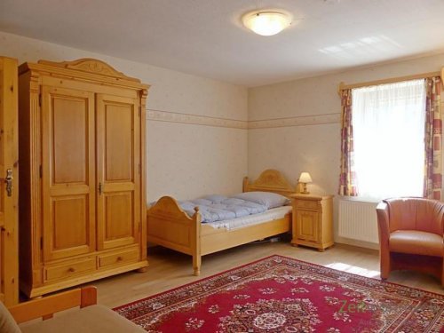 Dresden Suche Immobilie (EF0402_M) Dresden: Laubegast, kleines möbliertes Apartment mit WLAN, TV, Dusche und viel Nebengelass Wohnung mieten