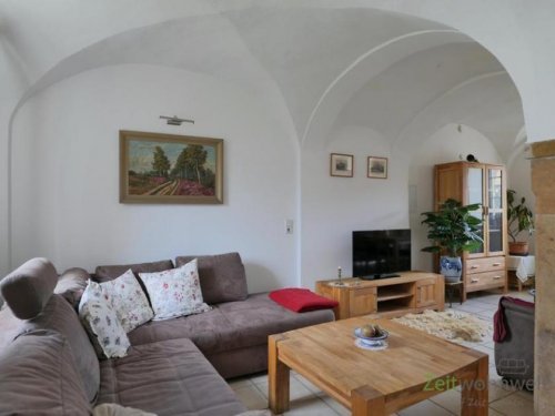 Pirna Wohnungen im Erdgeschoss (EF1232_M) Dresden: Pirna, interessante möblierte Wohnung mit Gewölbedecken, Fußbodenheizung und Terrasse, WLAN Wohnung