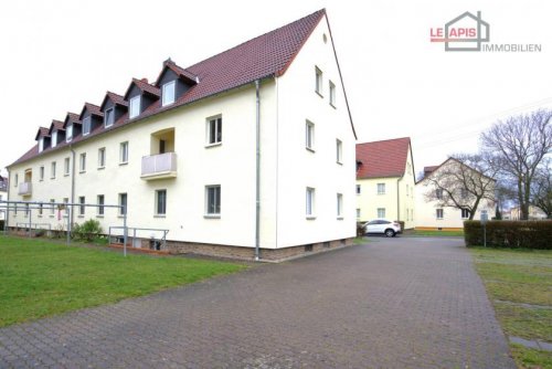 Böhlen Immobilien GEMÜTLICHE 3,5-RWG M. SEP. KÜCHE, TAGELICHTBAD UND BALKON IN RUHIGER SOWIE GRÜNER LAGE VON BÖHLEN Wohnung mieten