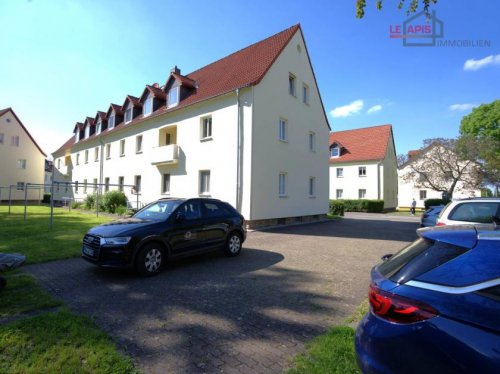Böhlen Günstige Wohnungen SCHICKE, HELLE 3,5-RWG M. TAGELICHTBAD, BK U. PKW-STELLPL. IN RUHIGER SOWIE GRÜNER LAGE V. BÖHLEN Wohnung mieten