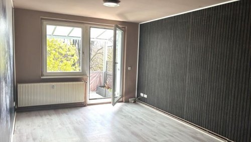 Bad Lausick Wohnungen Geräumige 4 Raumwohnung mit Balkon und Wannenbad zum selbst renovieren in ruhiger Lage Wohnung mieten
