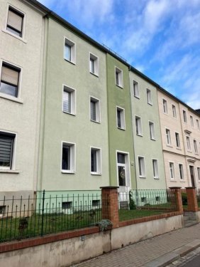 Roßwein Immobilien Gemütliche 1,5-Zimmer mit Laminat, EBK und Hausgarten in guter Lage!!! Wohnung mieten