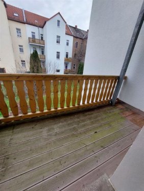 Roßwein Immobilien Inserate Kleine 2-Zimmerwohnung mit Laminat, Balkon und offener Küche in ruhiger Lage! Wohnung mieten