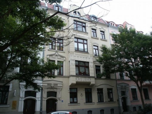 Zwickau Immobilien Inserate 2-Raumwohnung mit moderner EBK zur Ablöse im Zwickauer Zentrum! Wohnung mieten