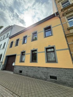 Zwickau 4-Zimmer Wohnung Große 4-Zimmer Wohnung mit Laminat und Garage in guter Lage Wohnung mieten