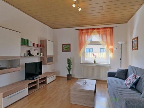 Zwickau Immo (EF0702_M) Zwickau: Crossen, Neu renovierte und neu möblierte 2-Zimmer-Whg, ruhiges Wohnhaus mit Garten Wohnung mieten