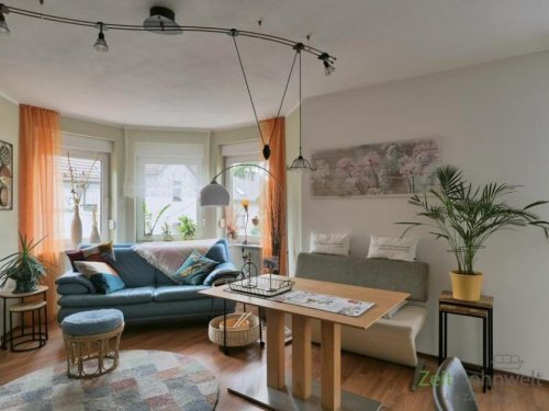 Wilkau-Haßlau 2-Zimmer Wohnung (EF0910_M) Zwickau: Wilkau-Haßlau, neu möbliertes 2-Zimmer-Apartment mit Balkon, sep. Eingang, WLAN und PKW-Stellplatz Wohnung