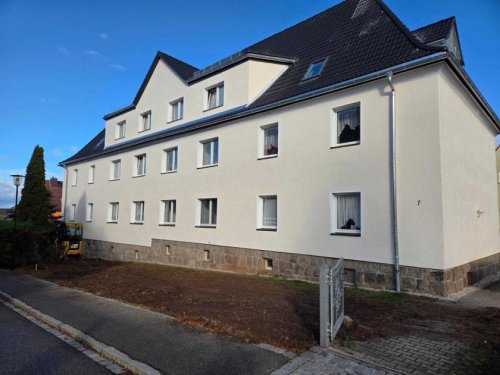 Reinsdorf (Landkreis Zwickau) Mietwohnungen Erstbezug nach Sanierung: 2-Raumwhg. mit EBK und mgl. Gartenanteil in ruhiger Lage in Reinsdorf! Wohnung mieten